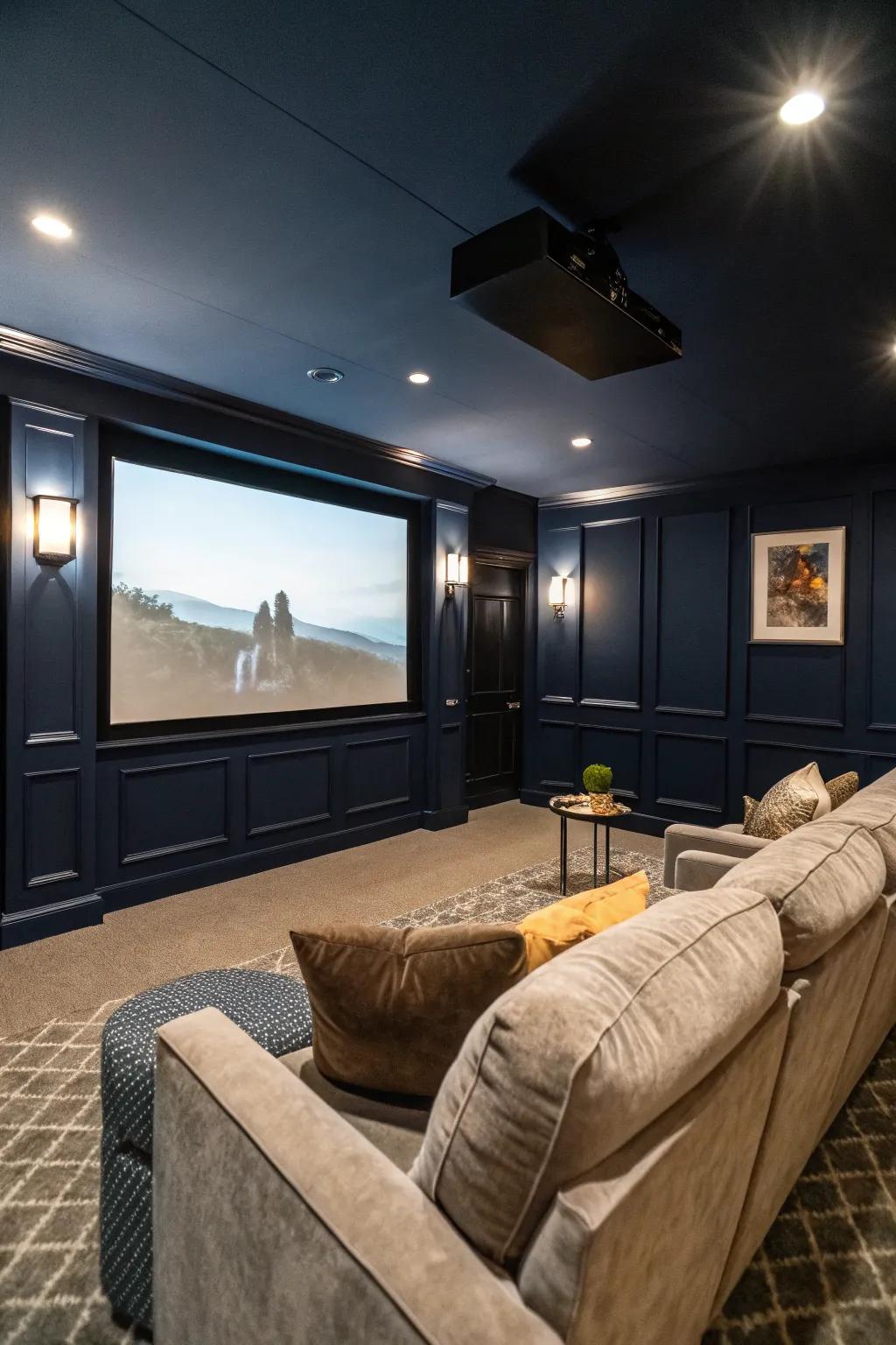 Deep tones intensify the film-like atmosphere.