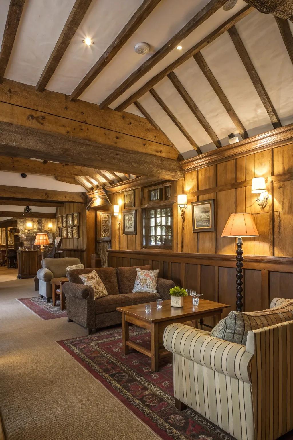 A personal space featuring exposed timber supports, fostering a warm and welcoming vibe.