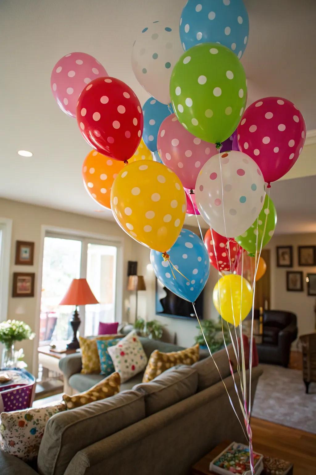 A family room is transformed into a bright balloon paradise for a toddler's special day.