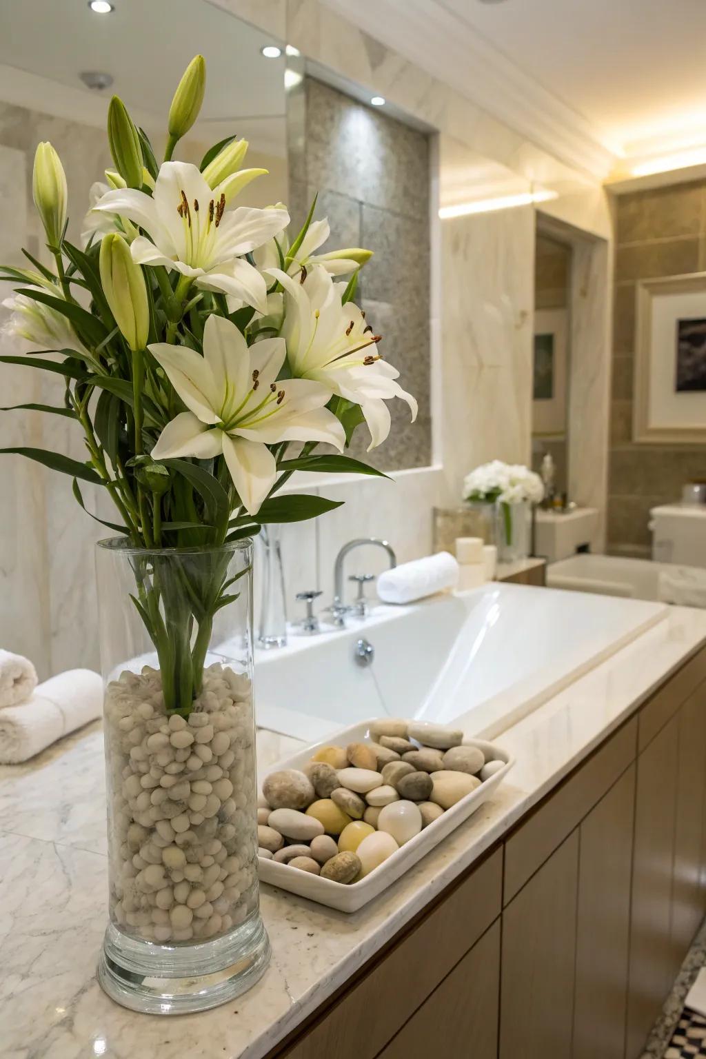 Pebbles inside a holder forge a serene, natural sophistication.