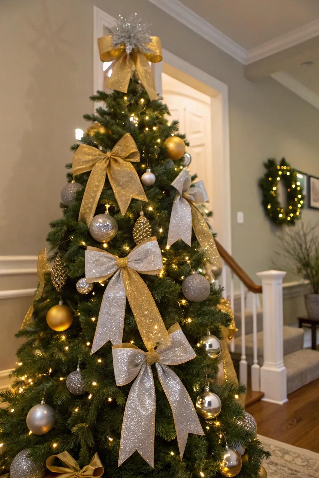 Metallic bows for a surprising festive pop.