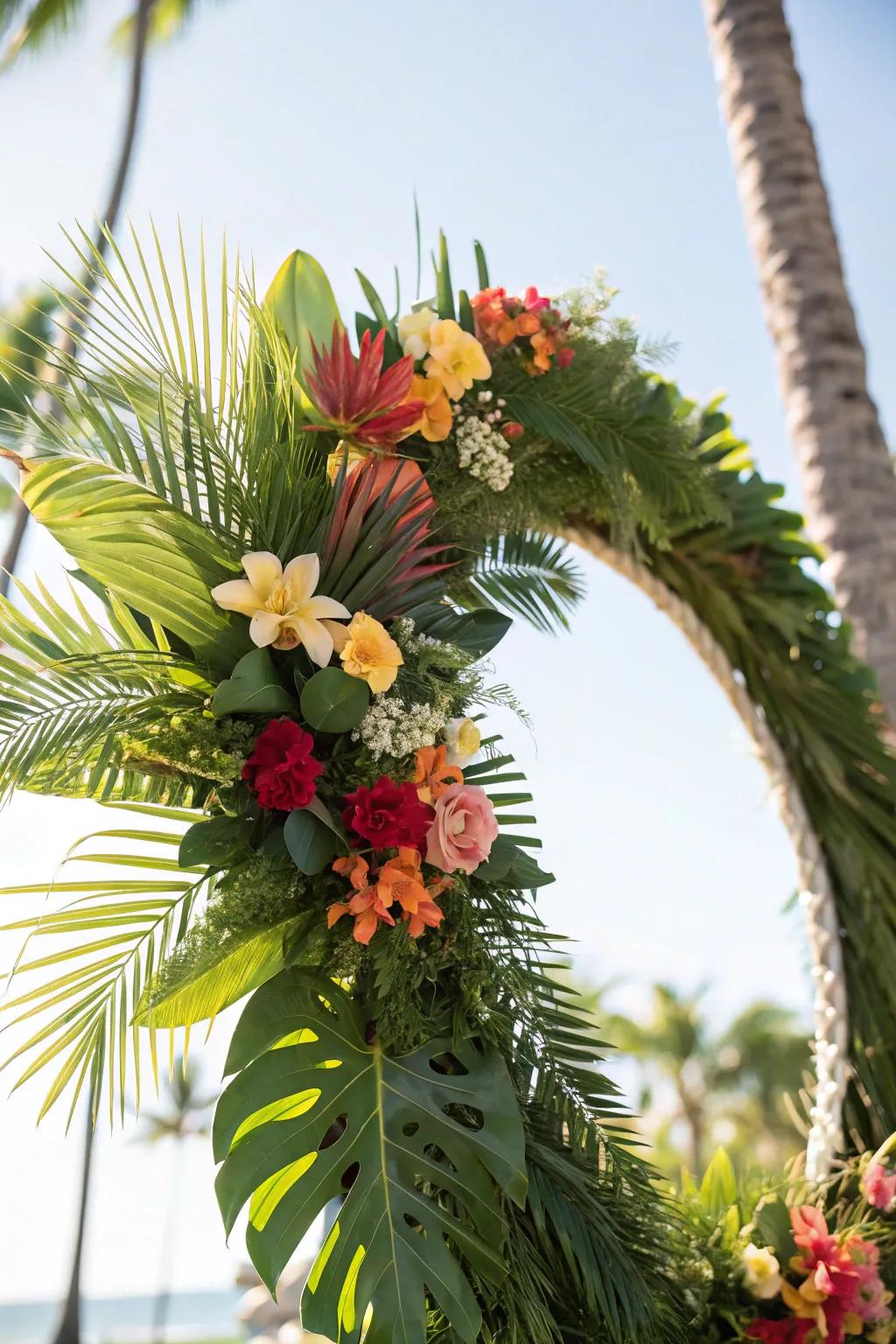 A tropical-centric grapevine wreath featuring palm fronds.