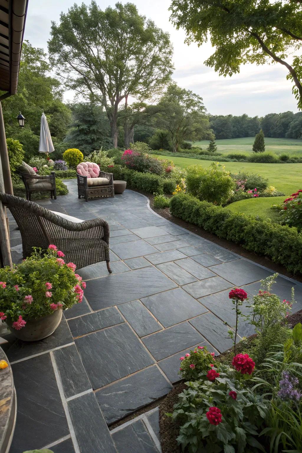 Render a bold proclamation with shale tiles.