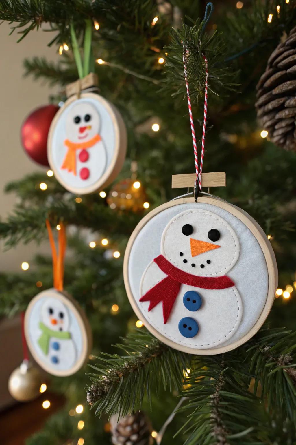 Charming embroidery circle snow figure adornments appending a spirited impression to the tree.