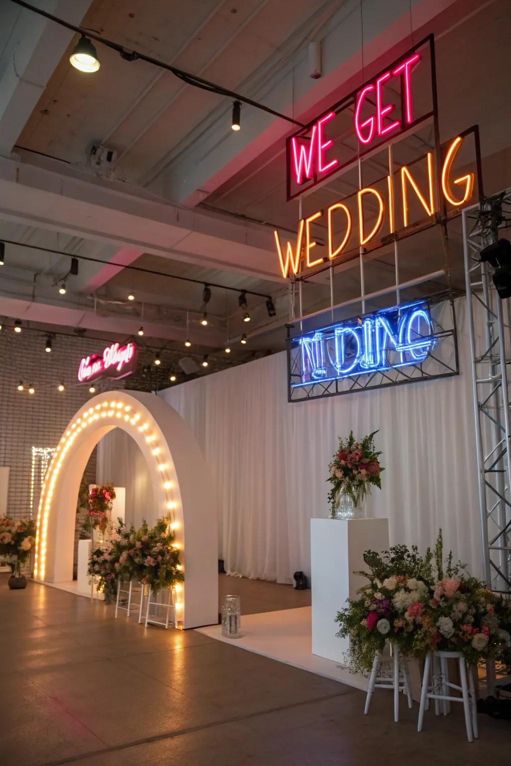 Radiant emblems bringing a contemporary and fun vibe to the wedding.