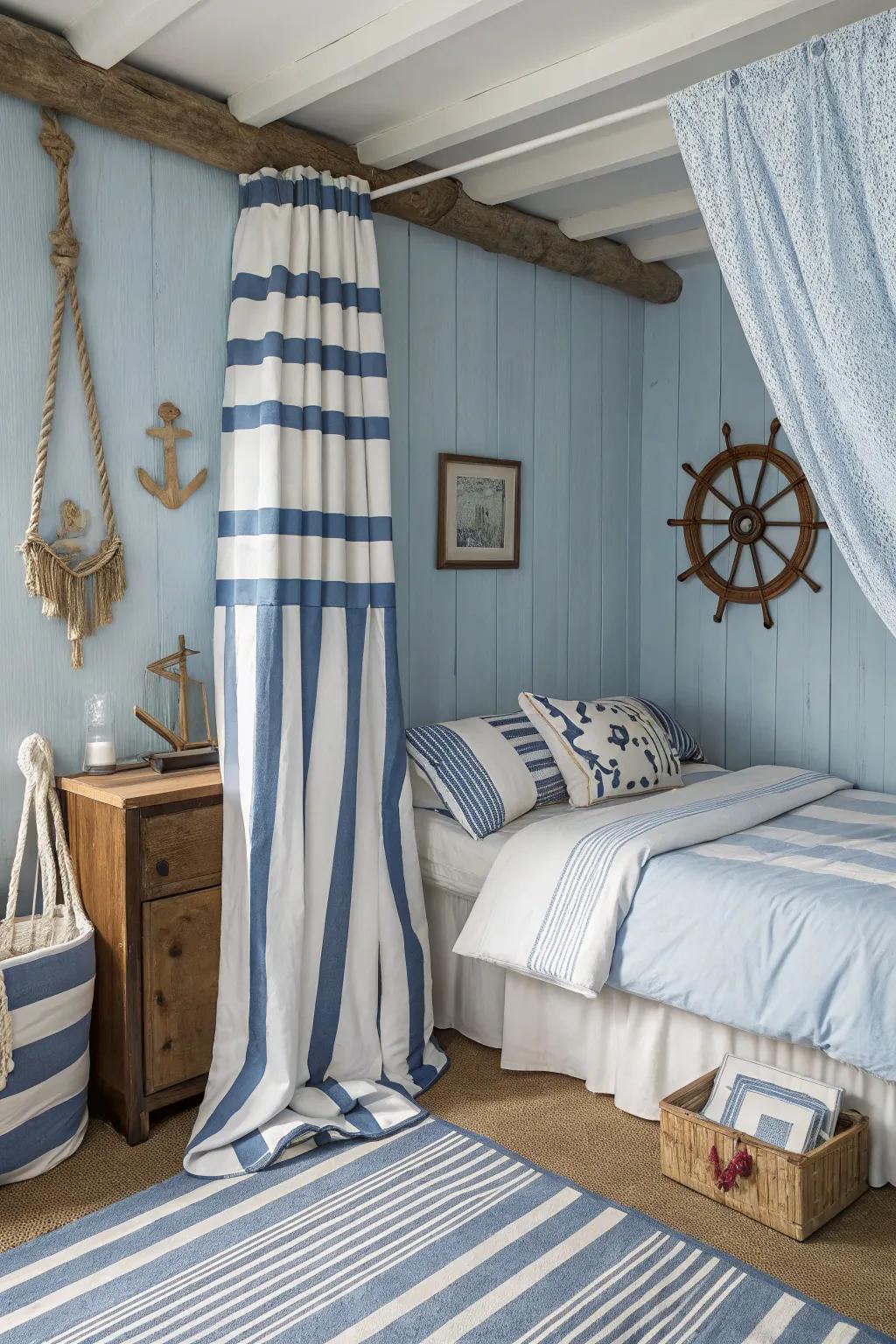 Sea-inspired textiles provide a breezy, coastal feel.