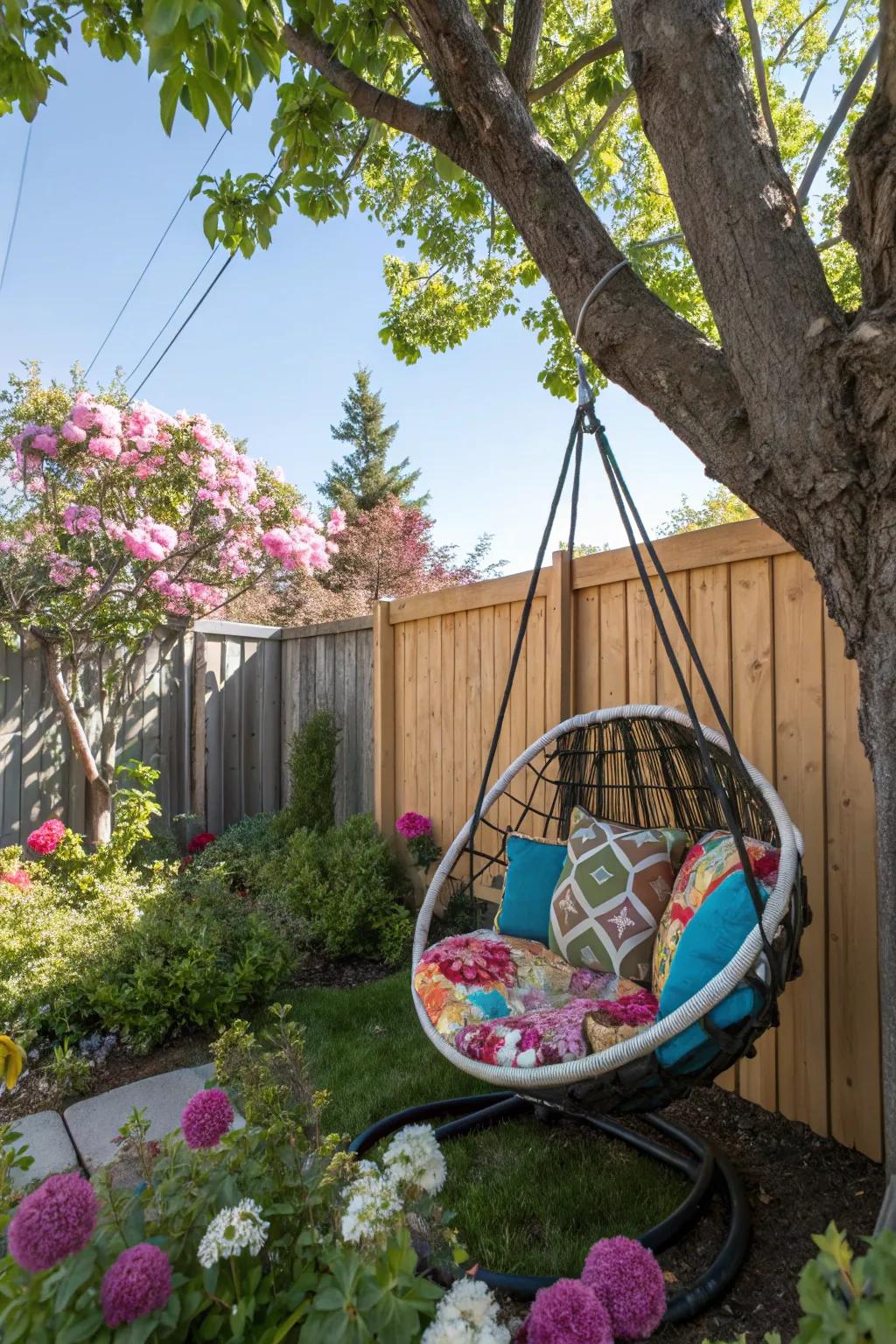 Suspended seats offer an exceptional seating sensation.