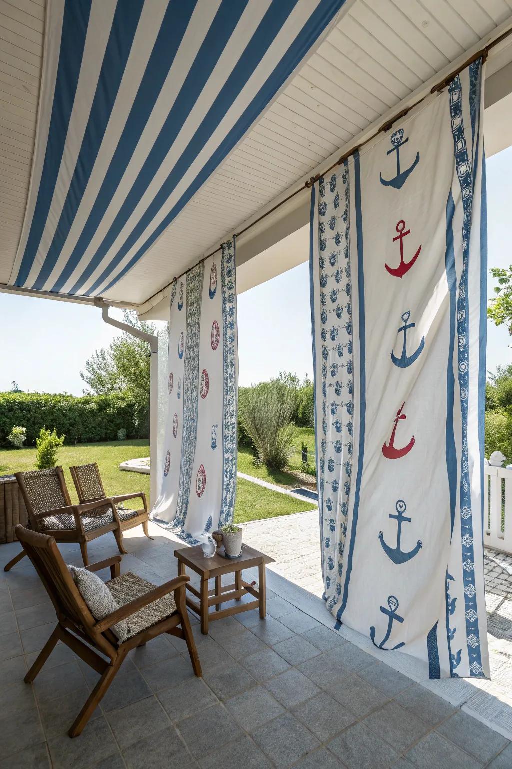 Coastal-inspired canvas wraps suggest a beachside getaway.