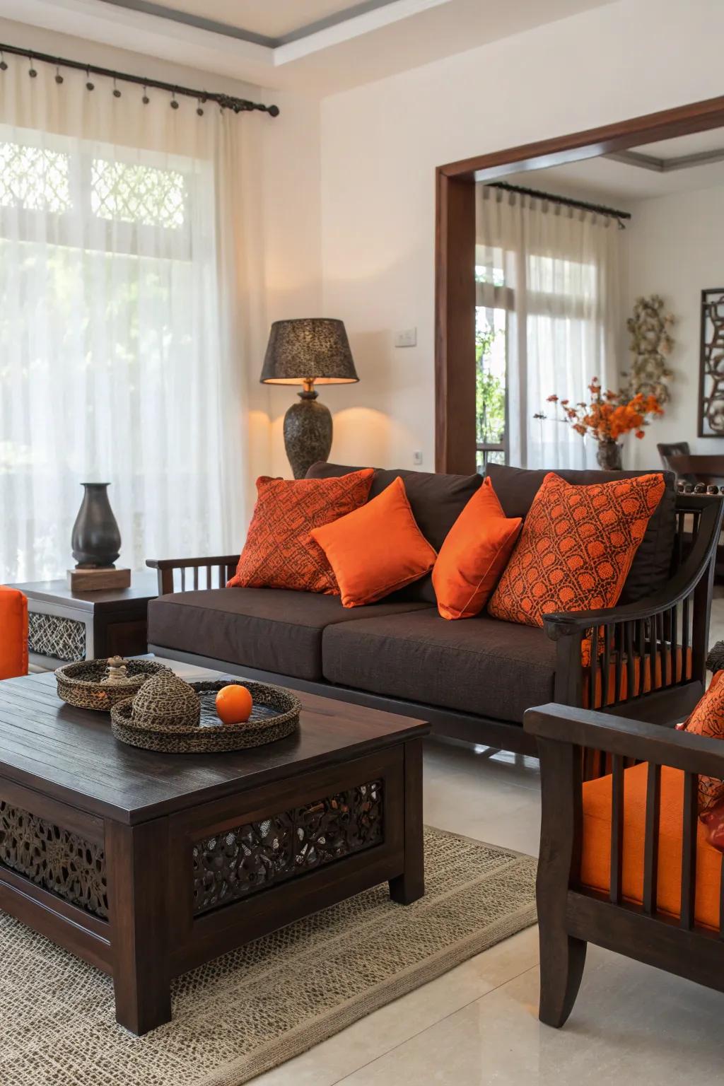 Deep and orange details fashion a sophisticated and contemporary contrast.