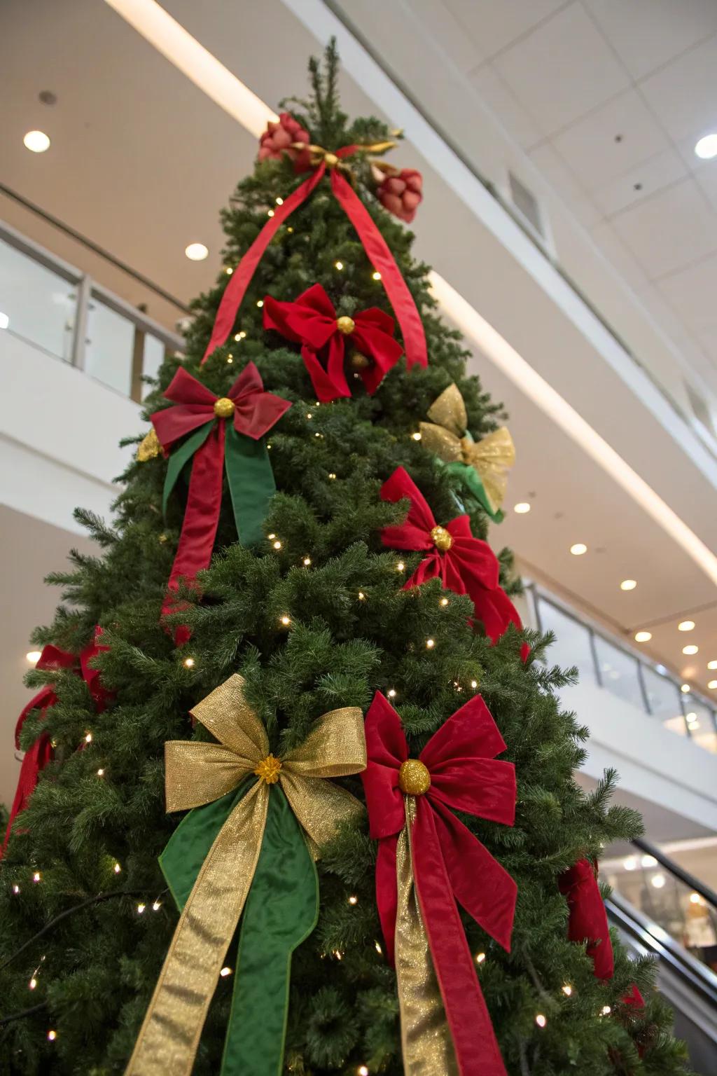Expansive ribbons append a festive flair to this beautifully adorned tree.