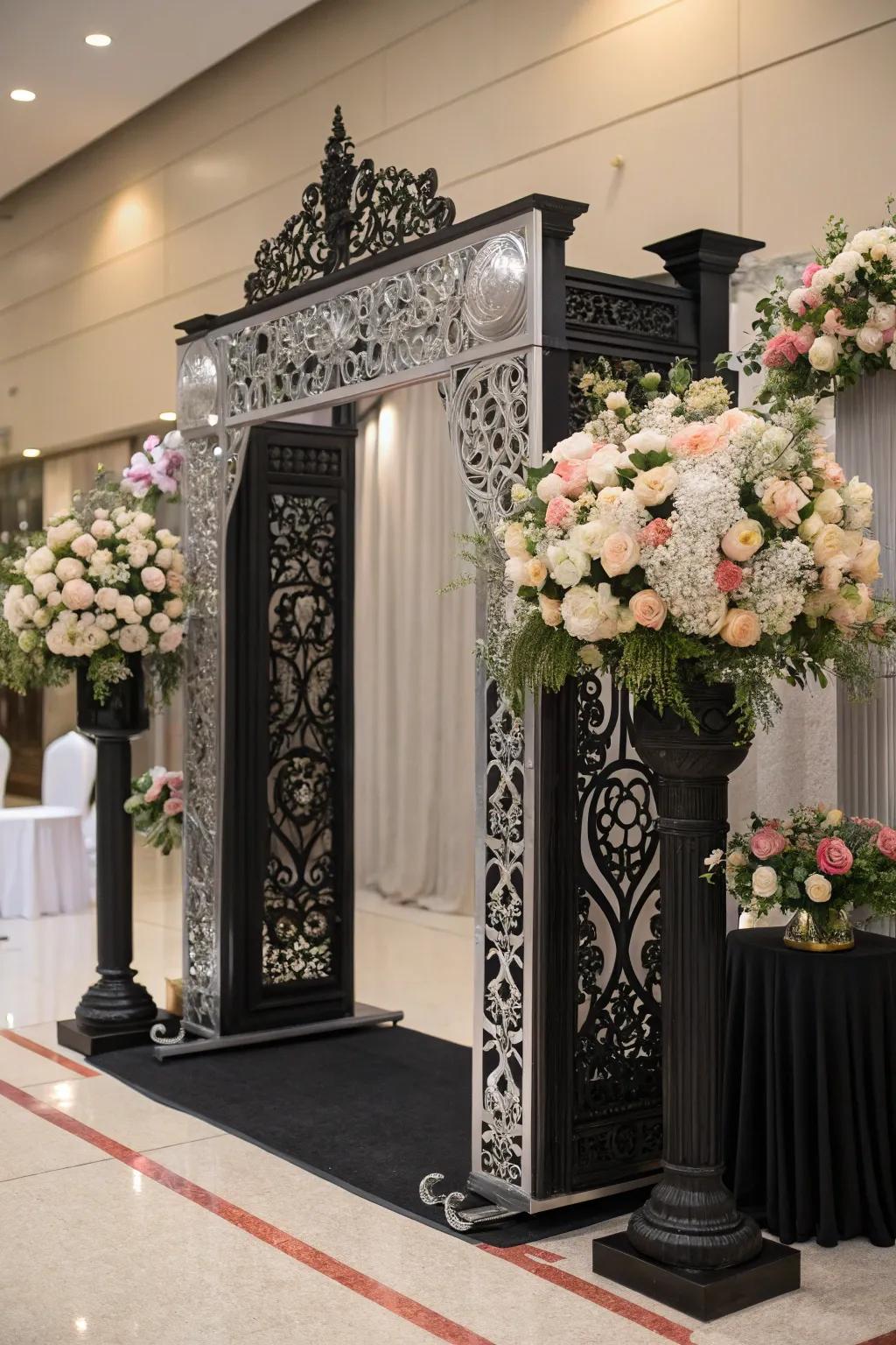 An eye-catching entrance d&eacute;cor styled with shadow and shimmer.