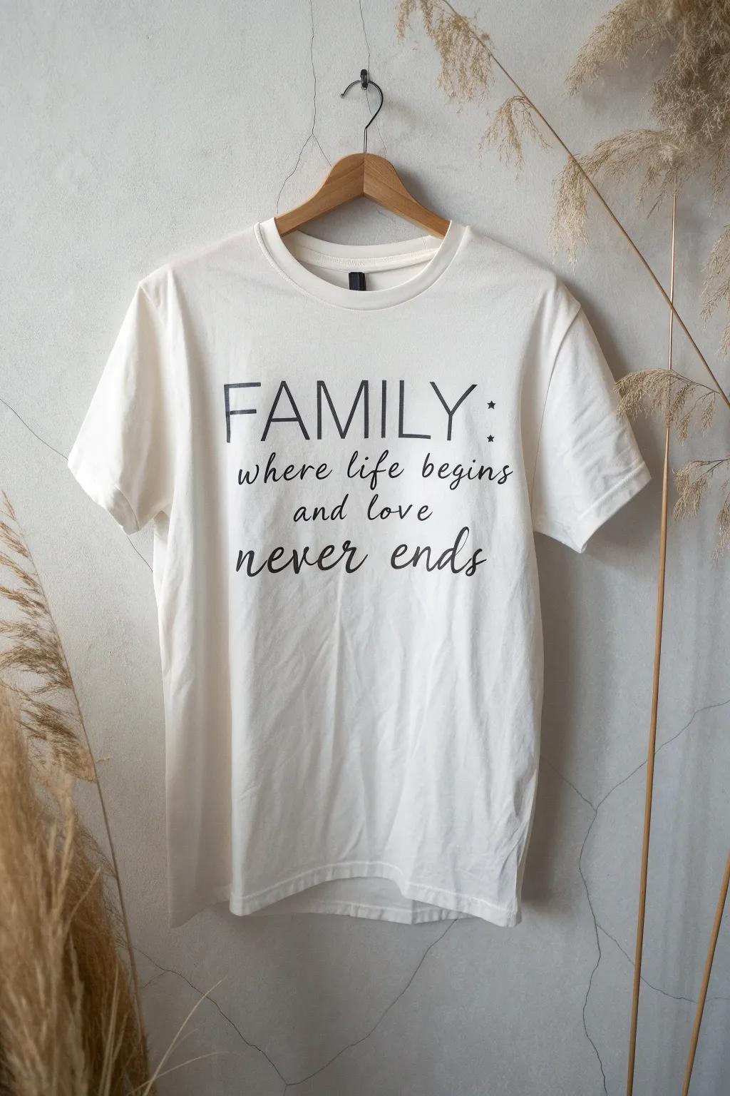 Celebrate the essence of kin with aesthetic and simplicity. 🌿