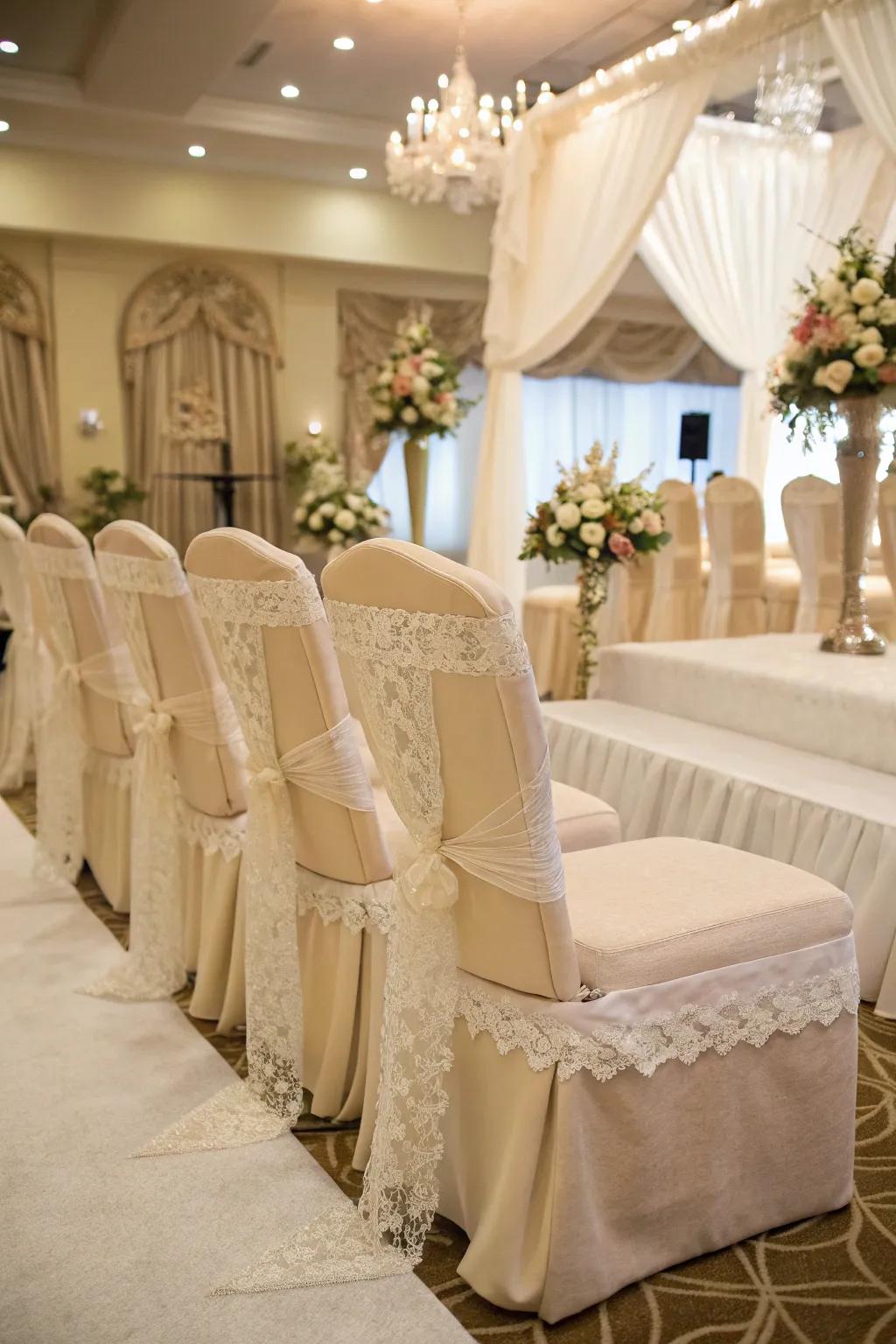 Comfortable seating with stylish plumpers.