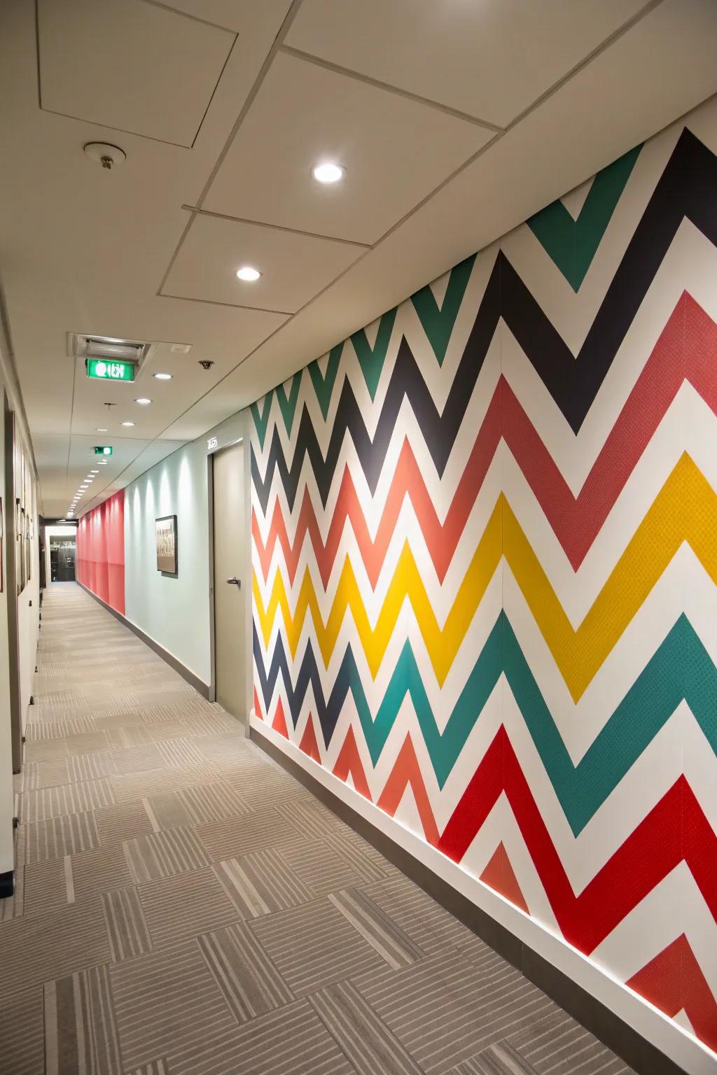 Zig-zag patterns impart a chic ambiance to a corridor.
