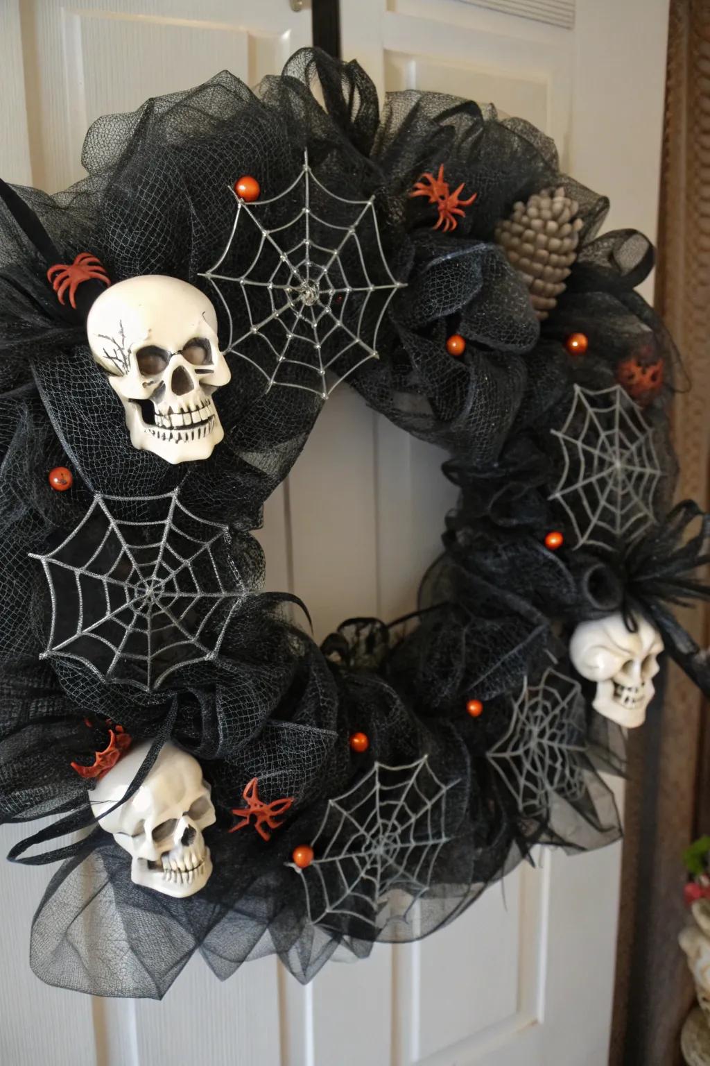 Eerie elements add an eerie elegance to this Halloween wreath.