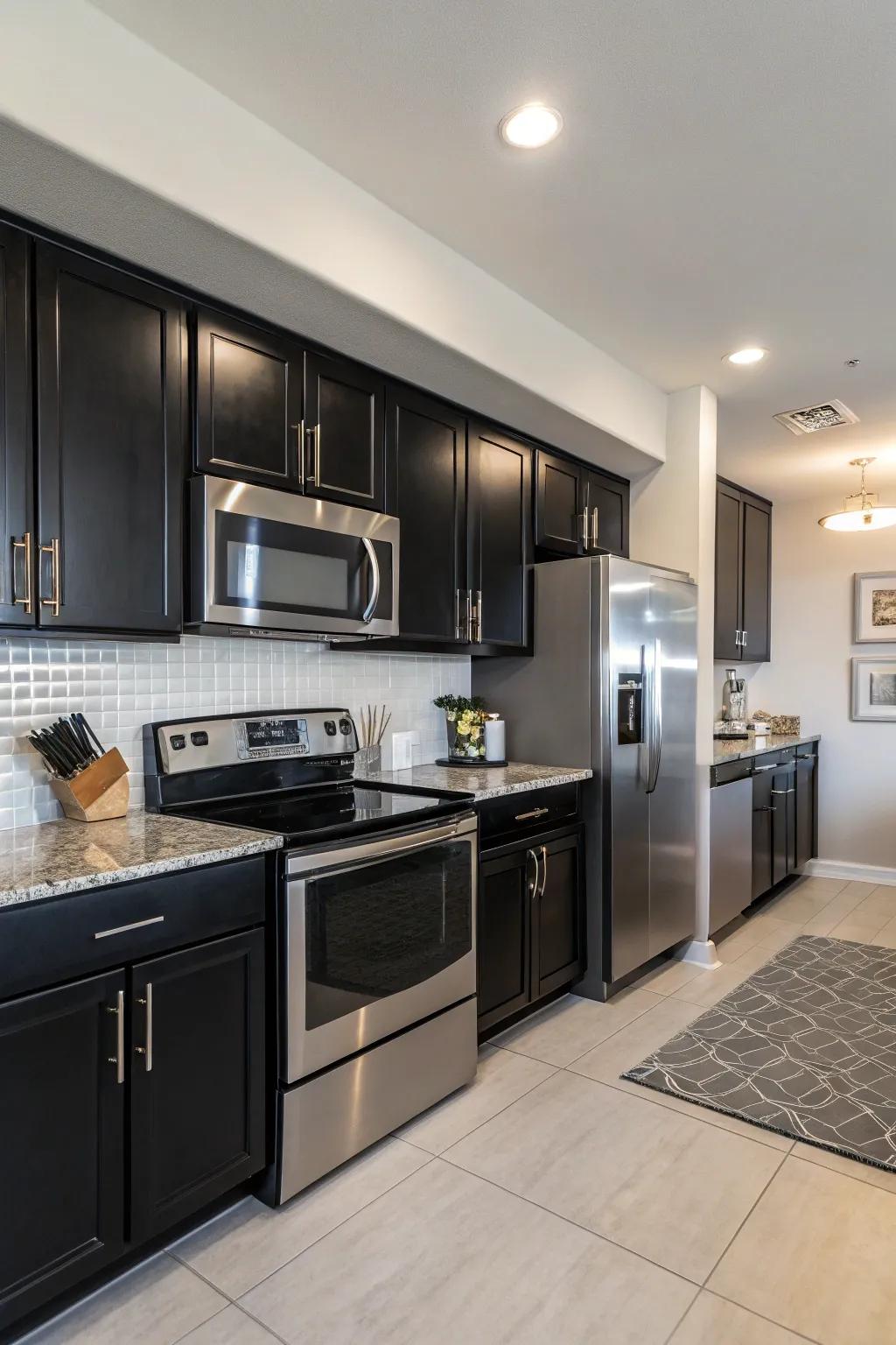 Jet black cabinets bring modern sophistication to the cooking space.
