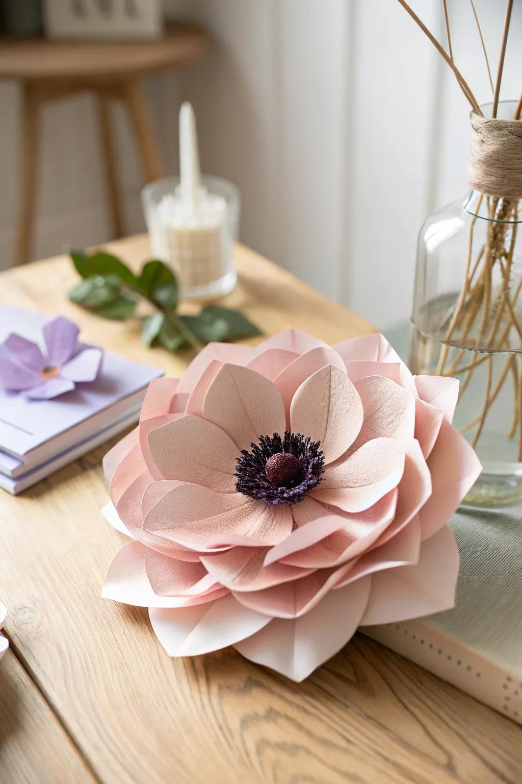 Delight in the charm of effortlessness through a sophisticated paper folded windflower. Best for contributing a trace of polish to any setting.