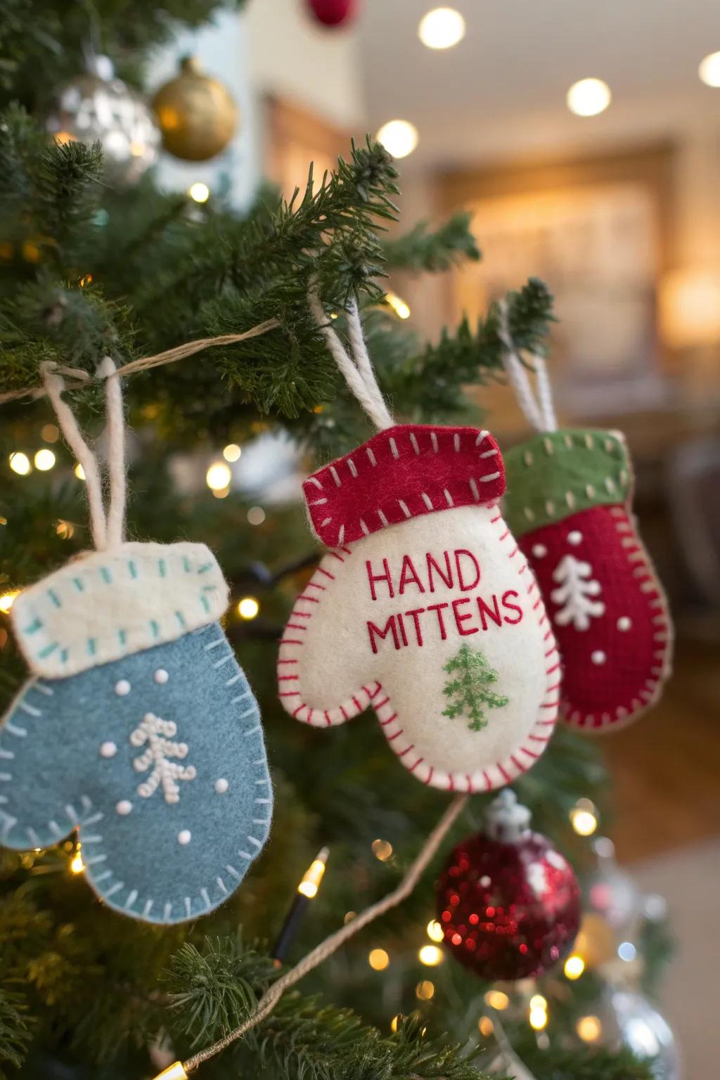 Charming felt hand covering garland appending a snug impression to the festive aesthetic.