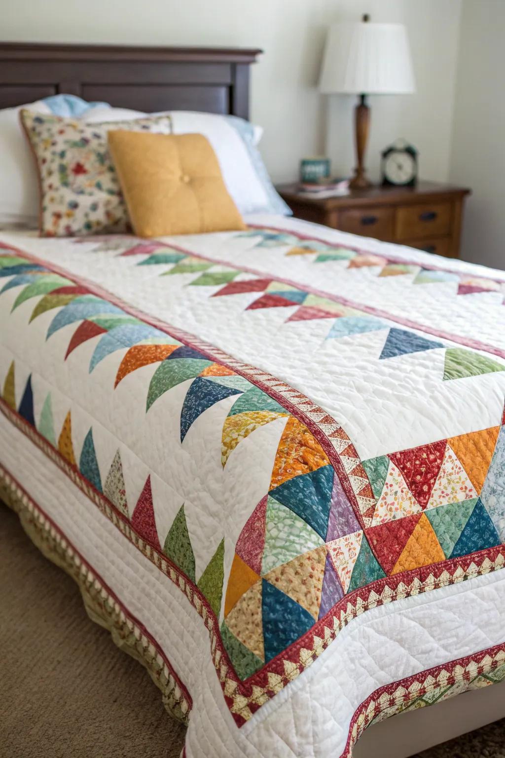 Apex accents deliver a delightful multi-dimensional aesthetic to quilt perimeters.