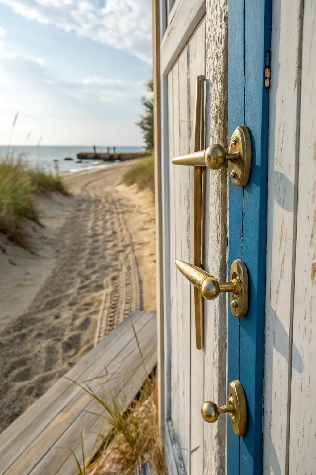 Cleat door grabs introduce a coastal charm.