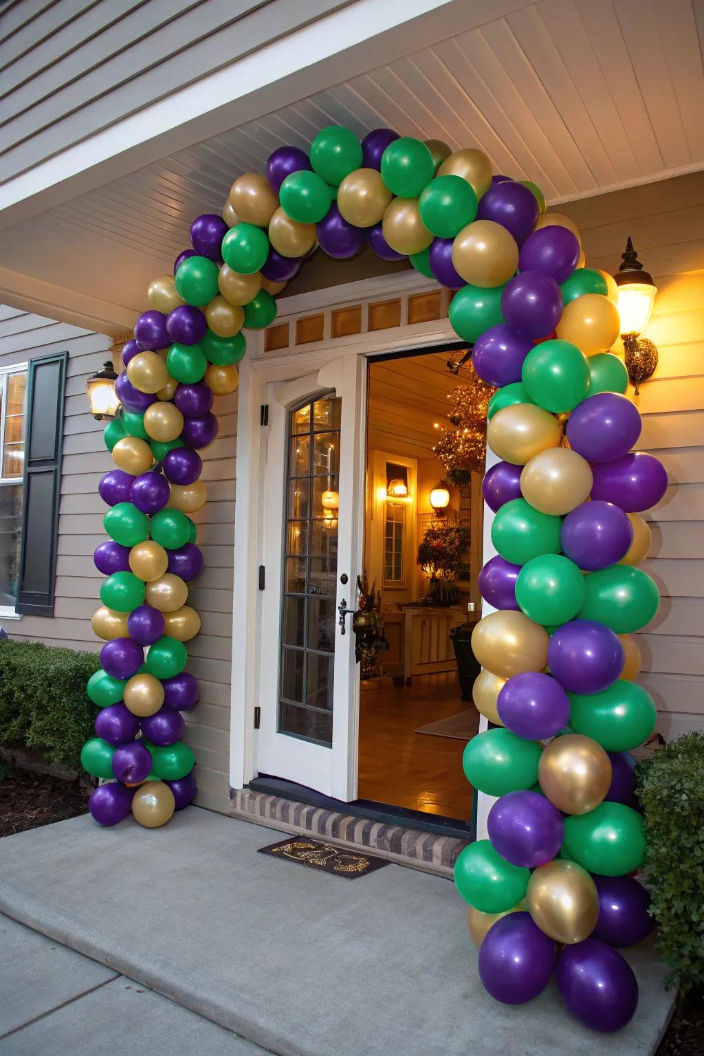 Balloon arches present a striking, attention-grabbing means to welcome your invitees.