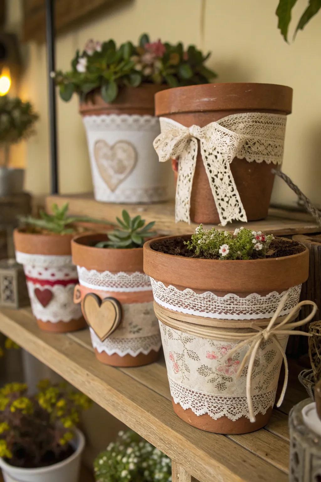 Achieve unity in your decor through a themed flower pot display.