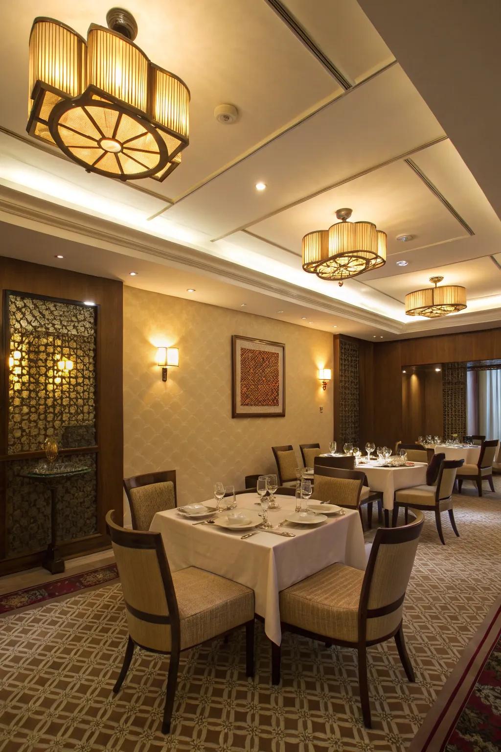 'Spectrum' layered lighting provides flexibility and enhances ambiance.