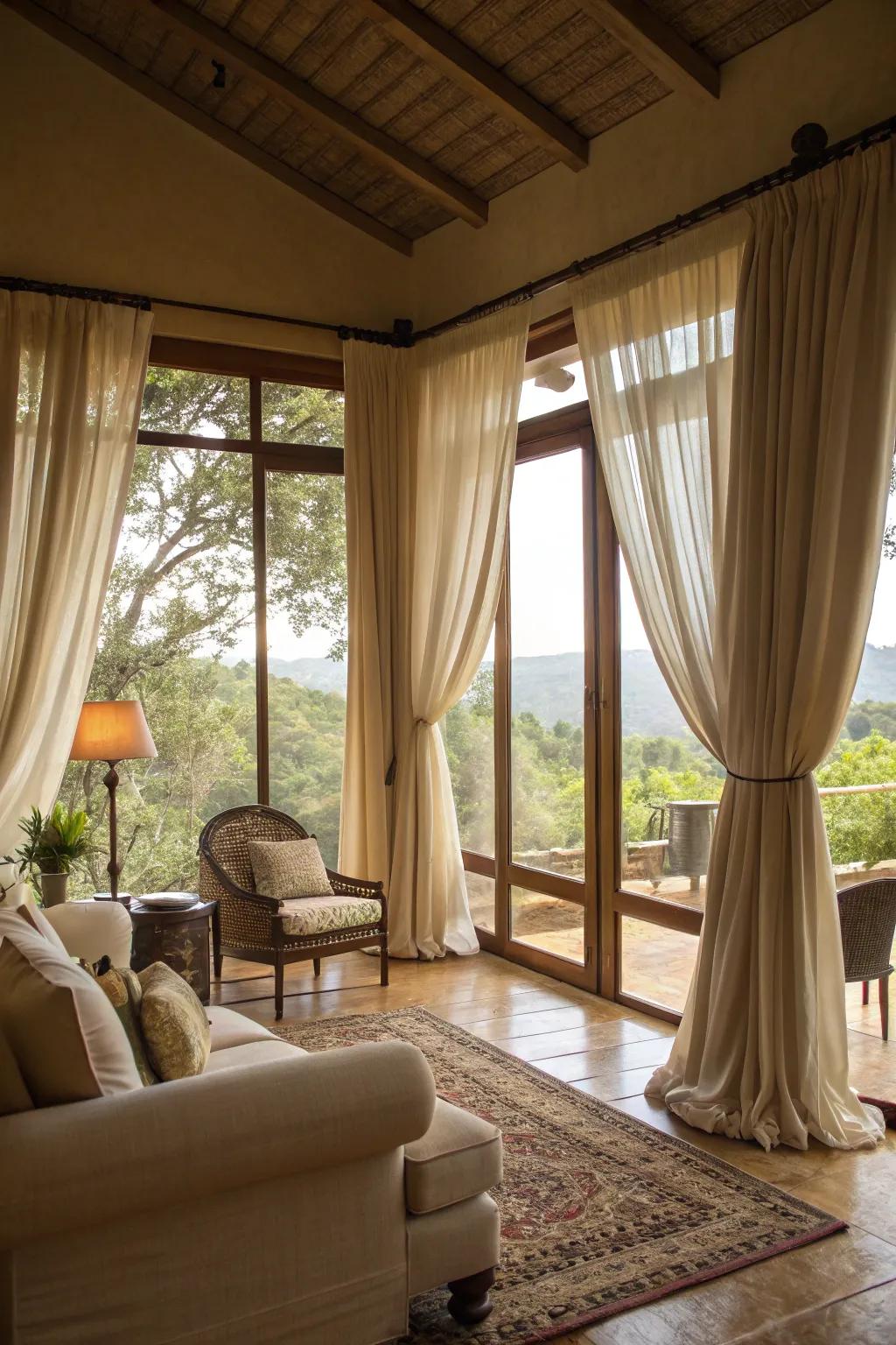 Neutral tones preserve a calm and consistent feel.