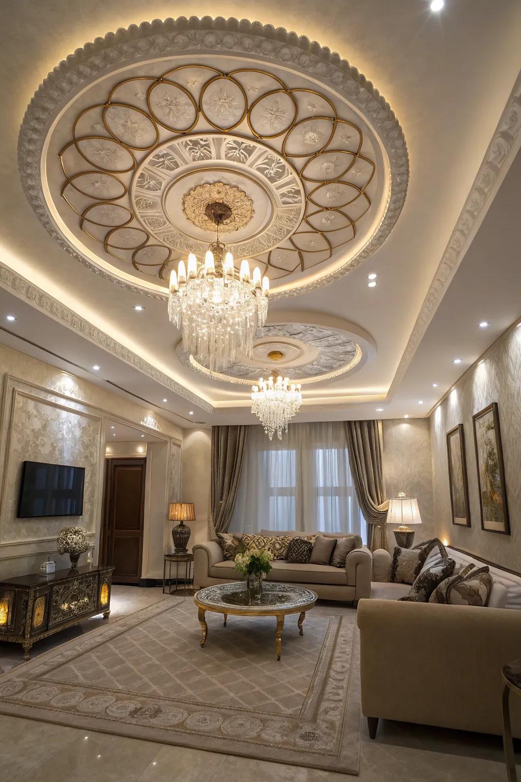 Layered accents add depth and intrigue.