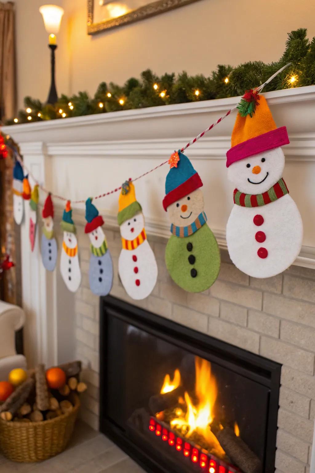 Textile snowman chain contributes celebratory flair to your decor.