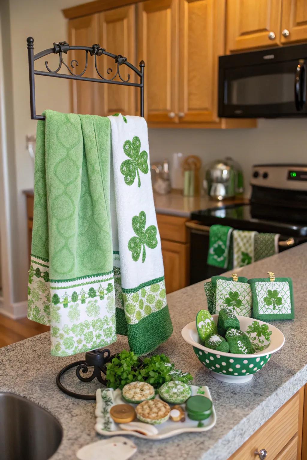 Convey celebratory merriment to your kitchen through themed complements.