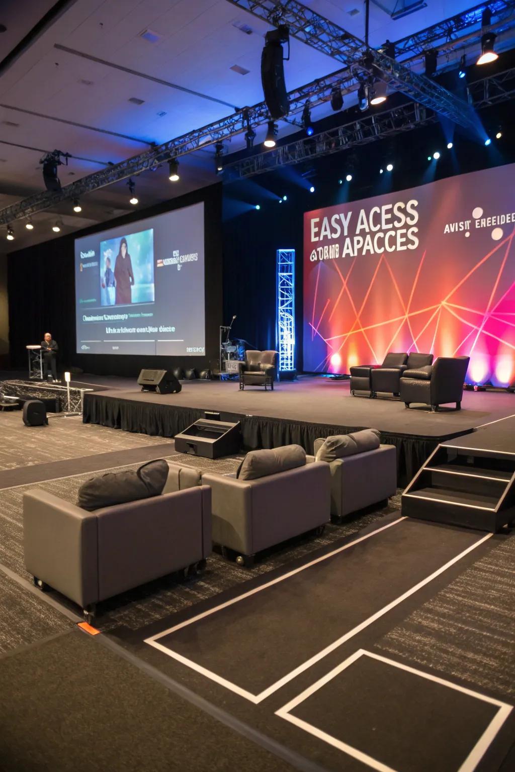 An engaging configuration connects the audience with speakers.