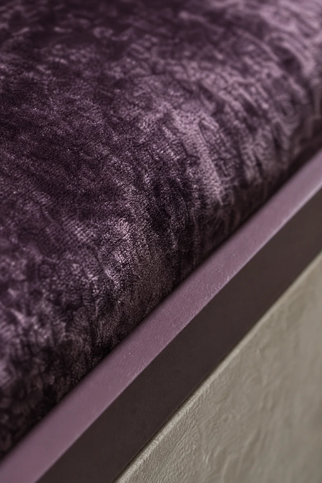 Refracting light with textiles in the finished daybed alcove