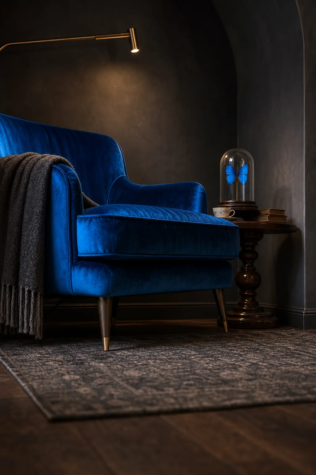 The Electric Blue Focal Point in the finished reading nook